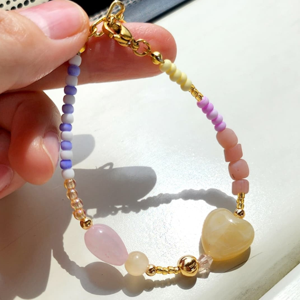 Pastelowa Bransoletka z Koralików i Sercem